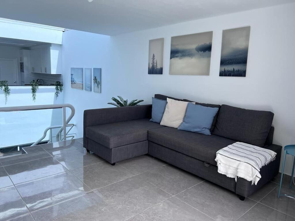 Stunning 2 Bedroom 2 Bathroom 2 Minutes To Apartment Puerto del Carmen (Lanzarote)