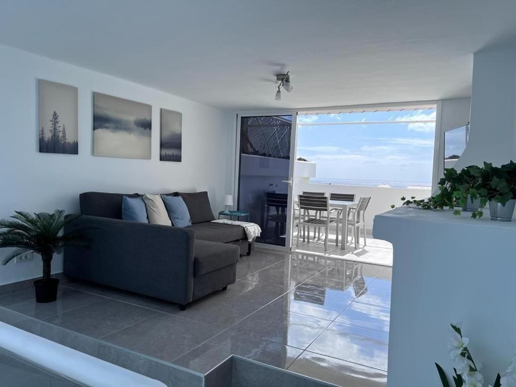 Stunning 2 Bedroom 2 Bathroom 2 Minutes To Appartamento *